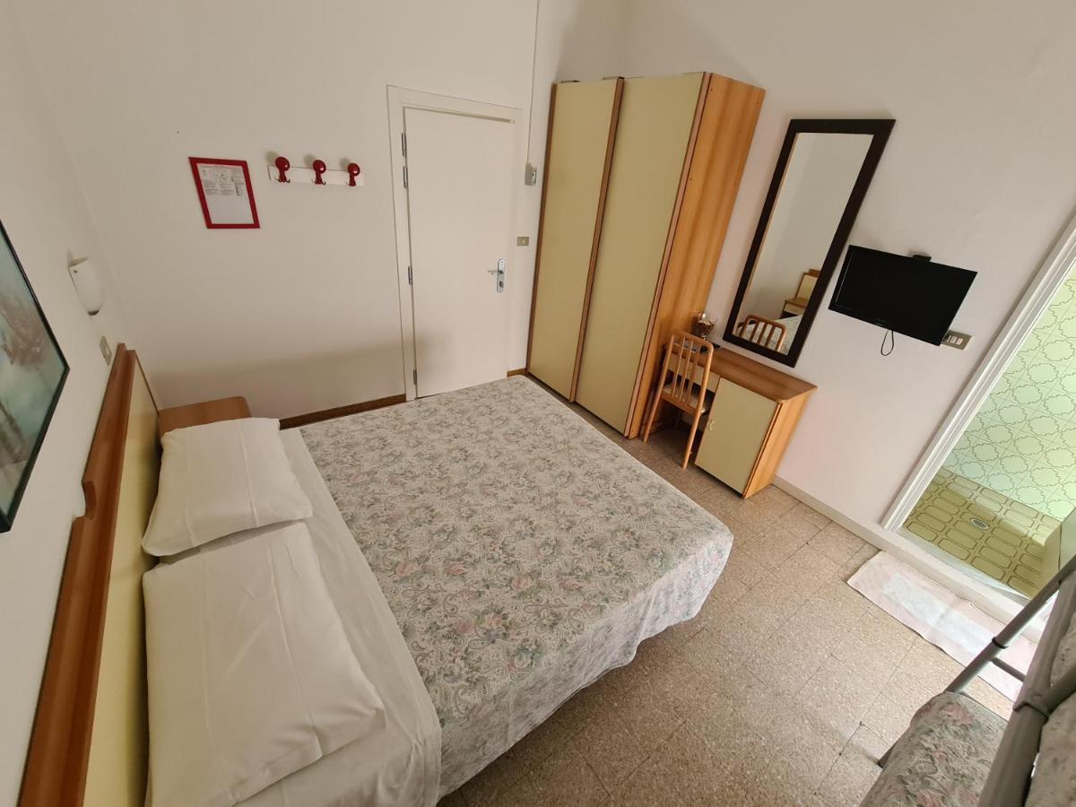 Hotel Camelia Rimini Cameră foto